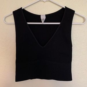 Nikibiki Ribbed Cropped Top